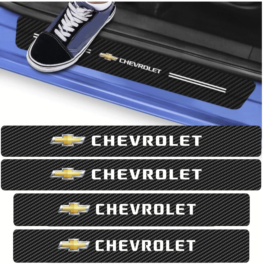 Kit 4 Peças Adesivo Soleira de Porta Carro Modelo Chevrolet Proteção Fibra de Carbono Anti Arranhões