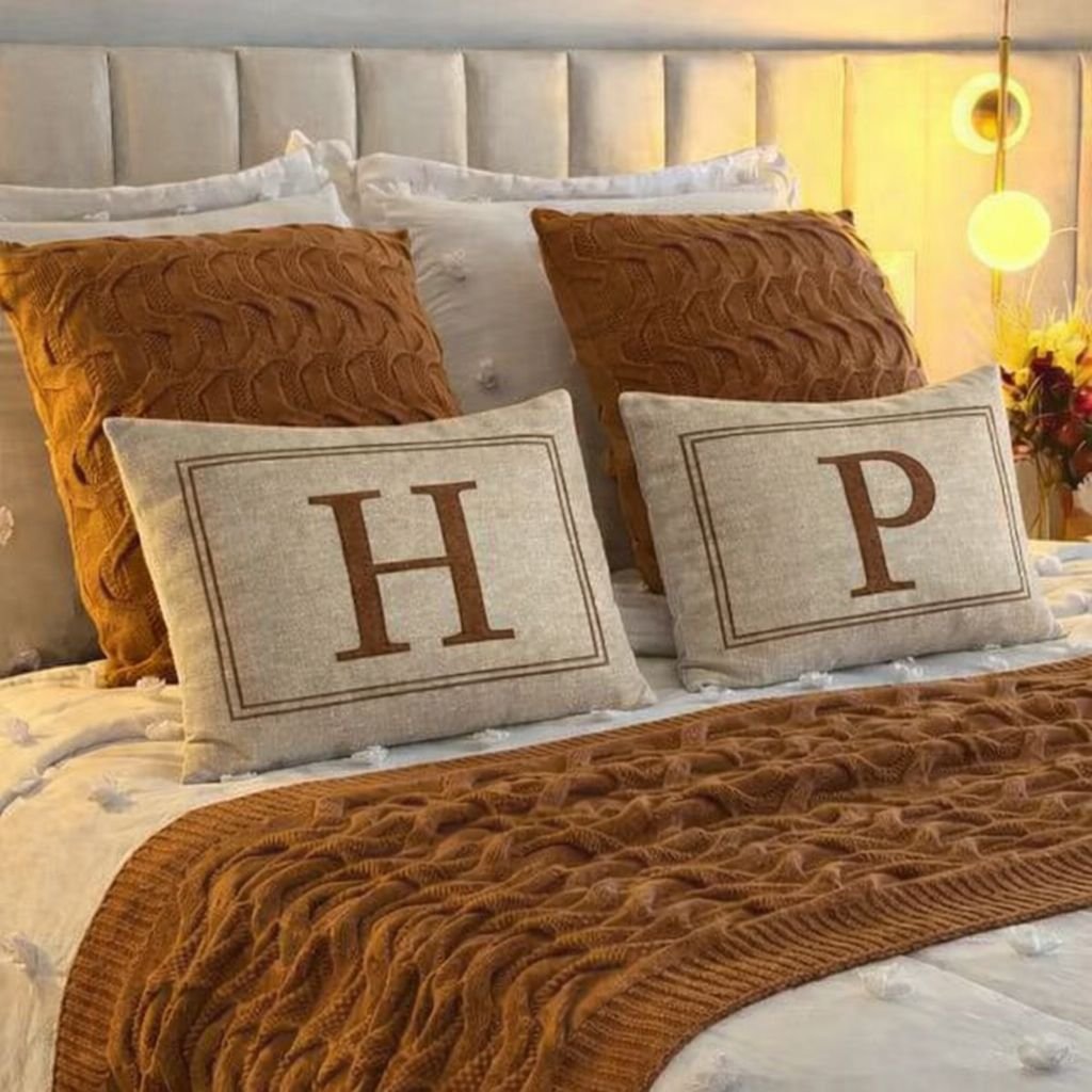 Almofadas Letras Iniciais em Linho bege /Decoração Quarto